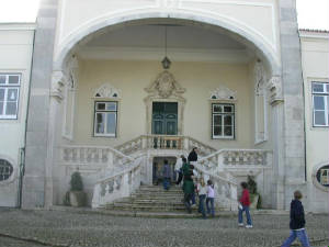 Main doors in the palacio patio